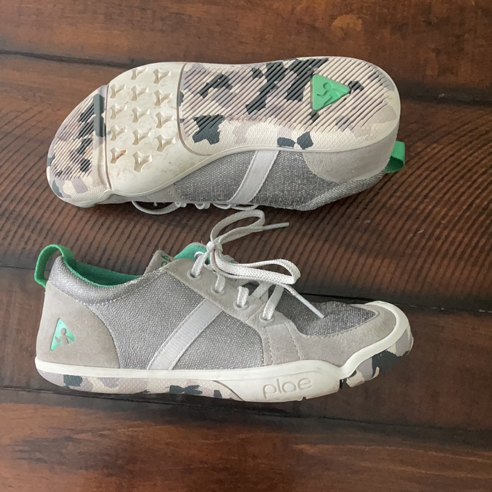 Plae Miles sneakers